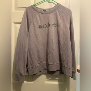 women’s Columbia sweatshirt